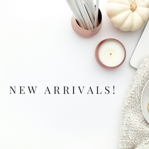 10 shares for 10 shares 🖤🖤🖤 - Picture 3 of 13